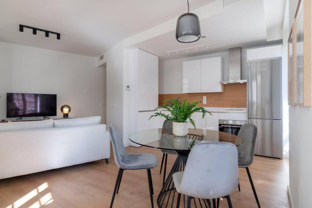 Keywise Luxury Plaza Teatro 2rooms Parking Málaga