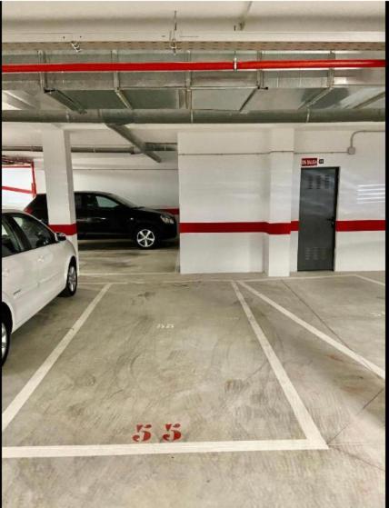 Apartamento Estudio Con Parking En El Centro De *