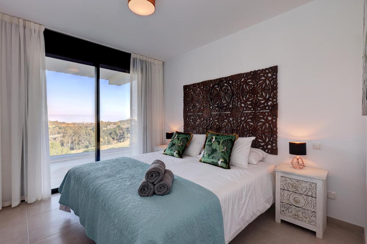 085 Modern In Trendy La Cala Golf Apartment Malaga