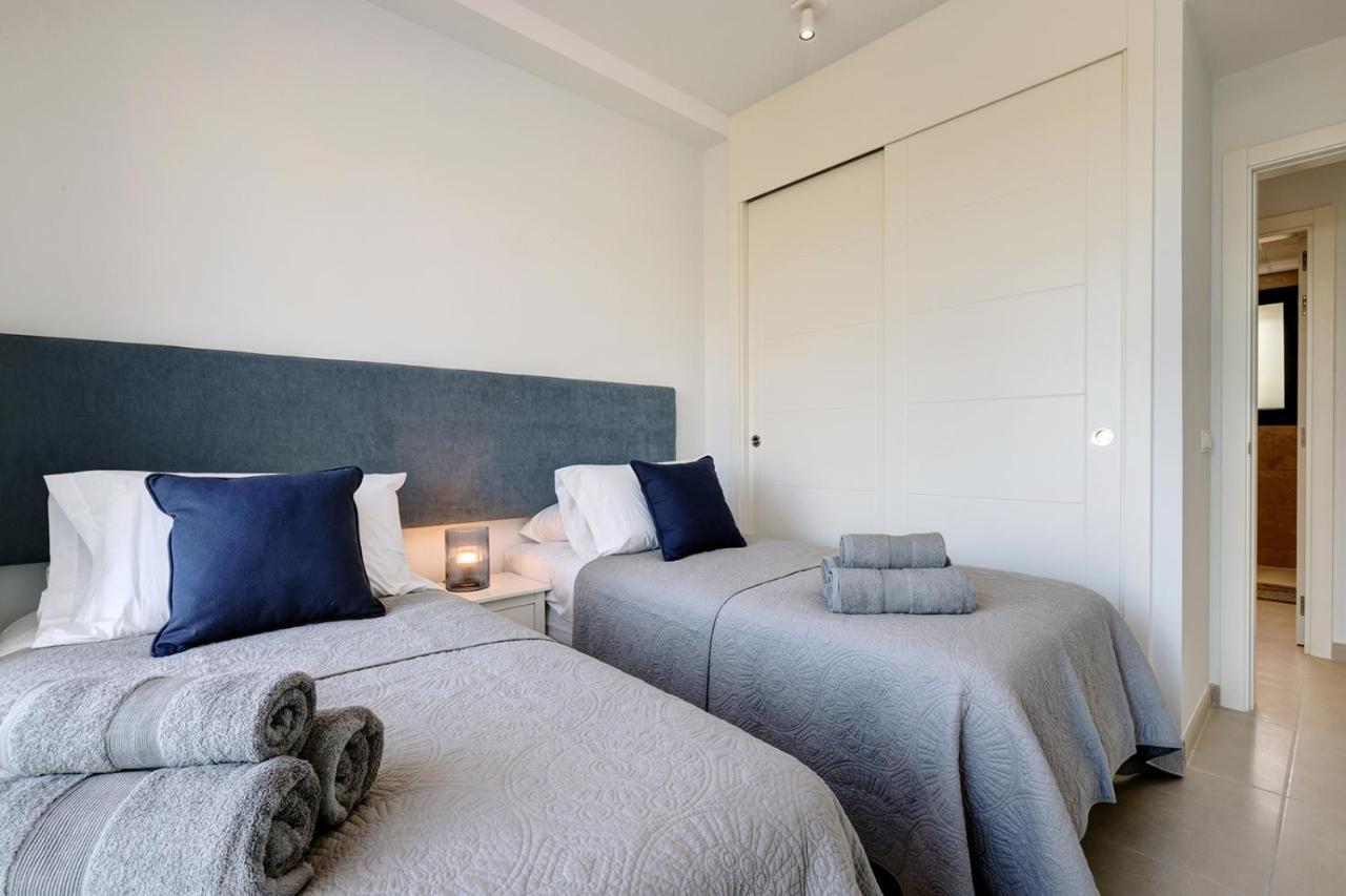 085 Modern In Trendy La Cala Golf *