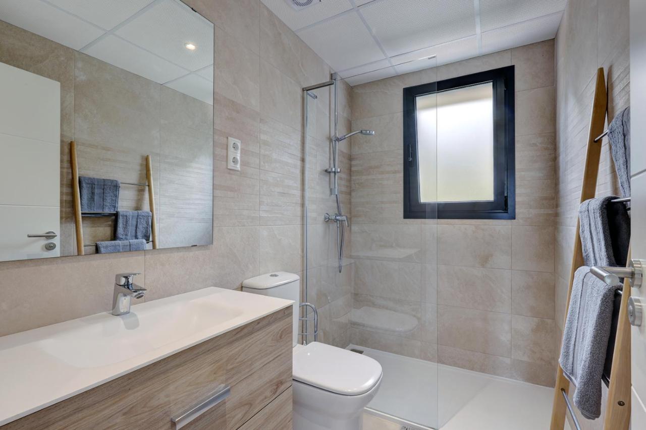 085 Modern In Trendy La Cala Golf Apartment Malaga