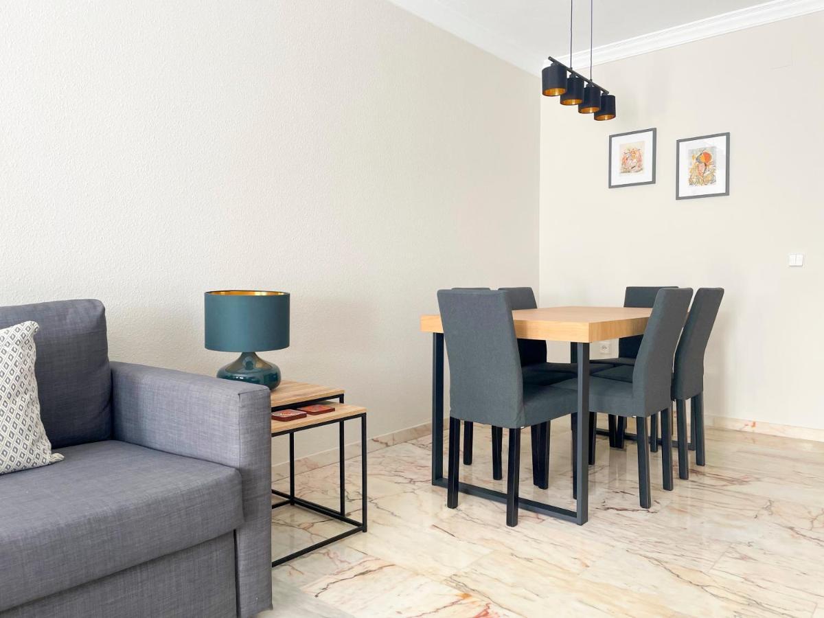 Holidays2malaga Tomas De Echeverria 150 Mts To Beach & High Speed Wifi & Parking Apartamento *