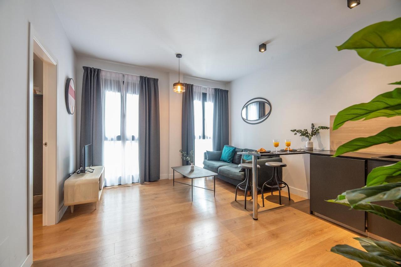 New -shared Pool & Solarium- 1a Apartamento