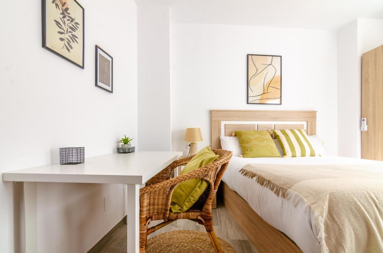 Wintowinrentals Your Steps From The Center * Malaga
