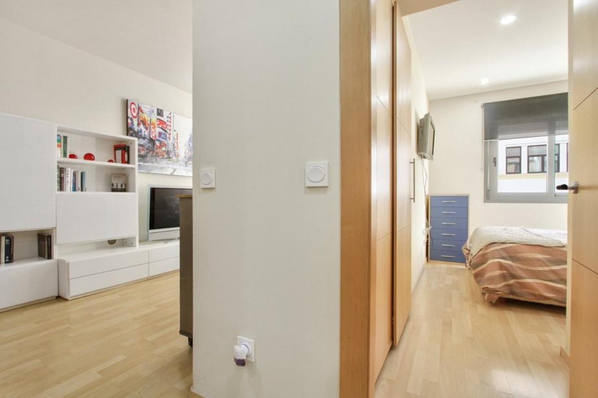 Apartamento En Primera Linea De Playa En * Malaga