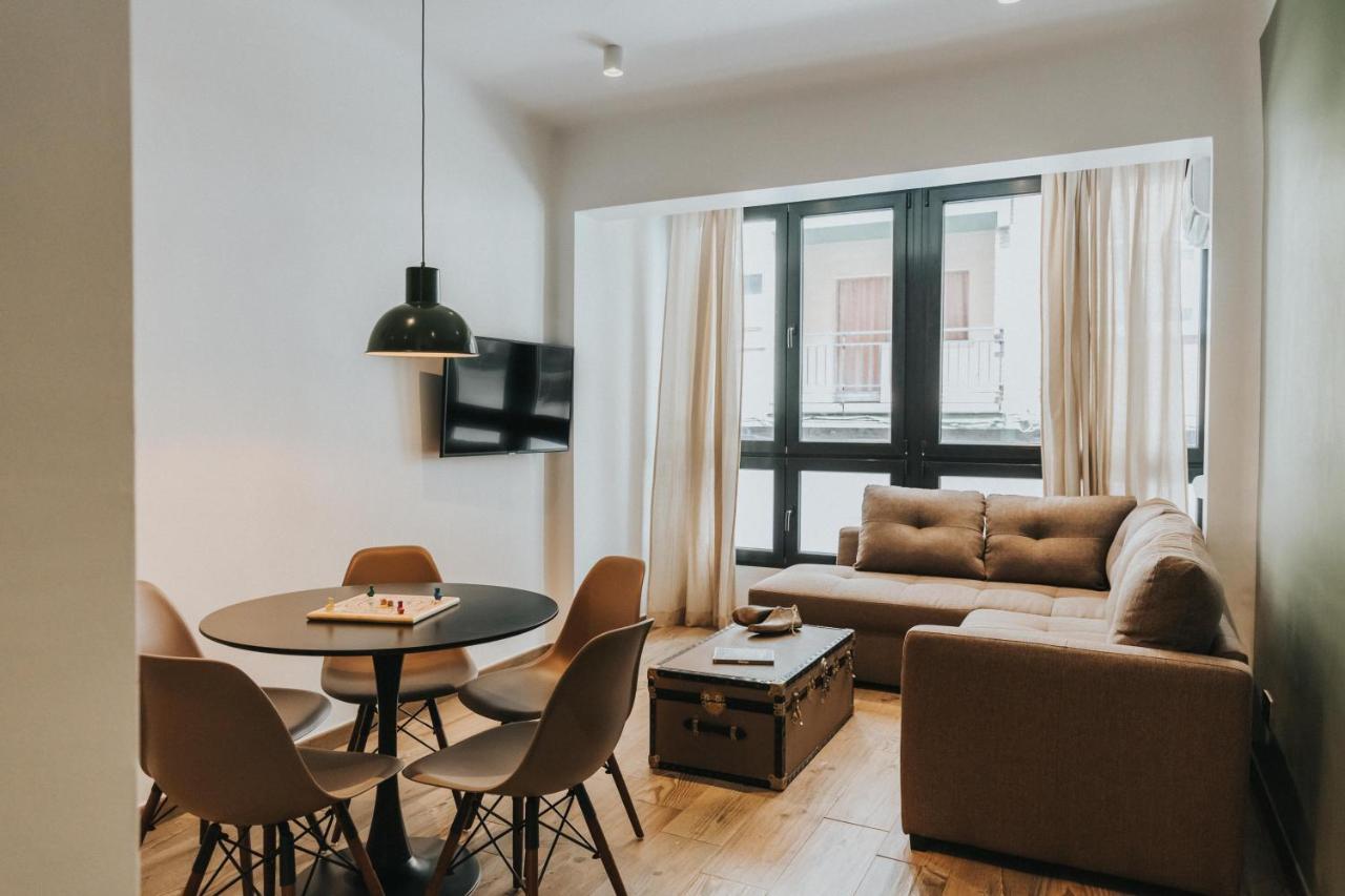 Contemporary Industrial By Rems Apartamento *