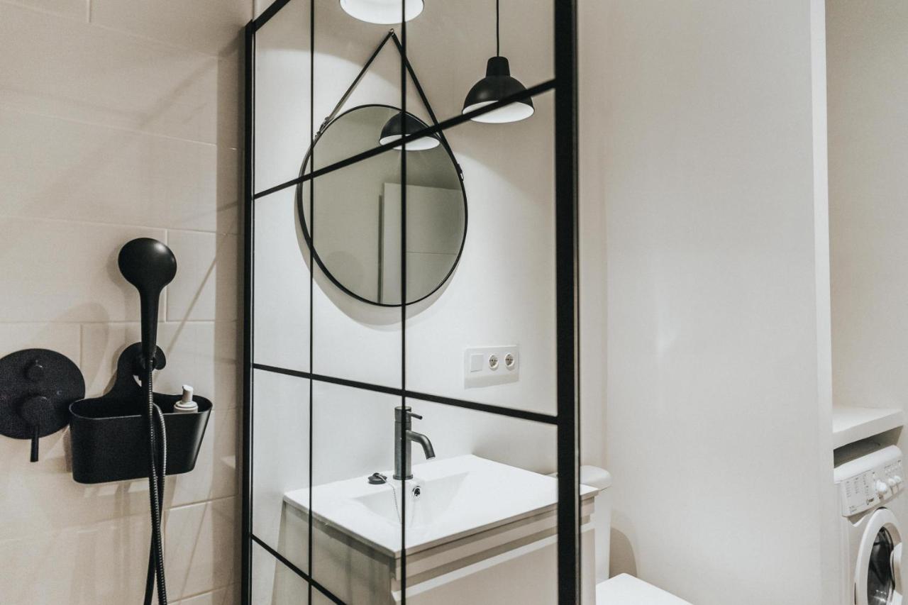 Contemporary Industrial By Rems Apartamento *