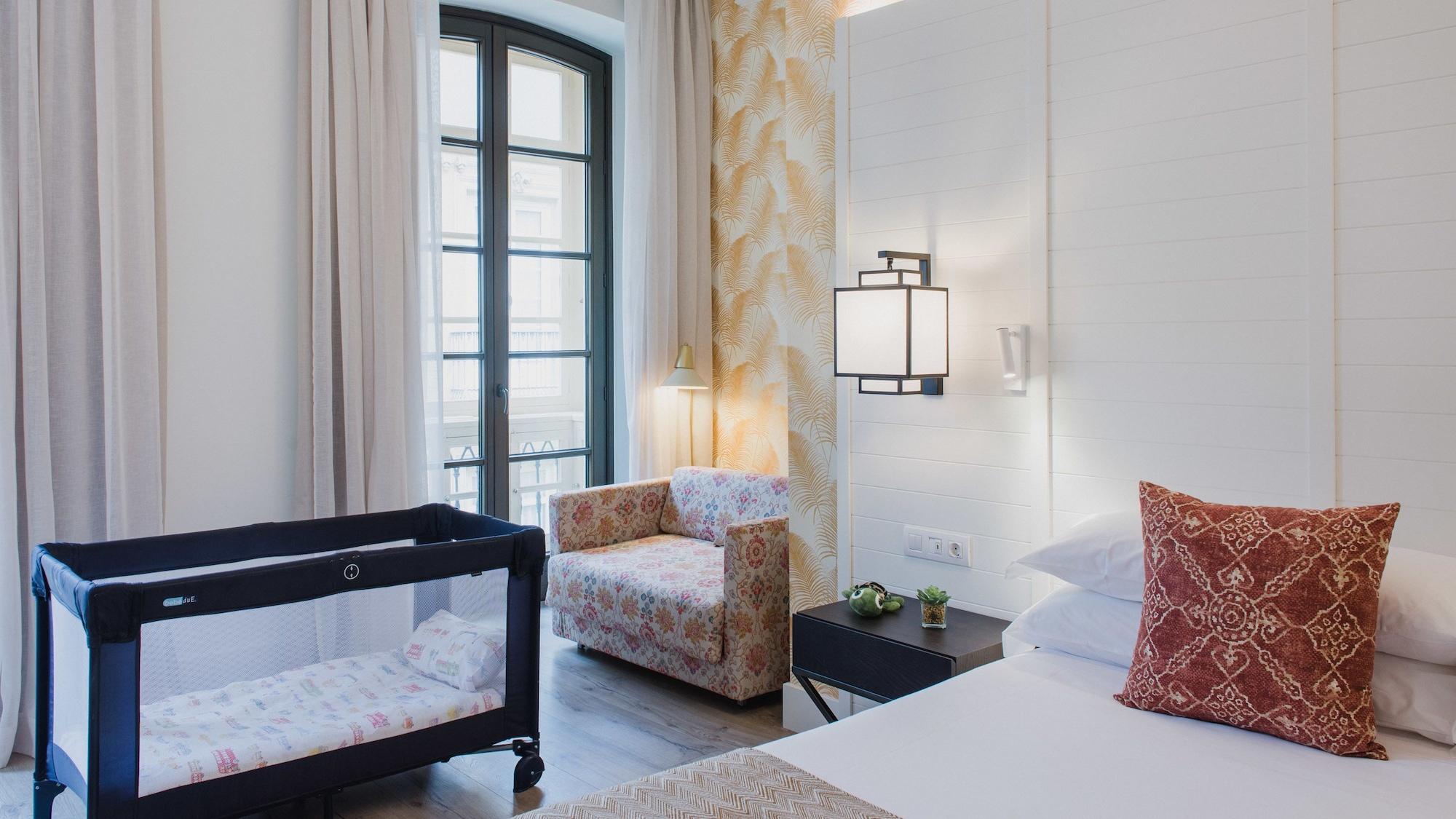 Hotel Molina Lario 4*