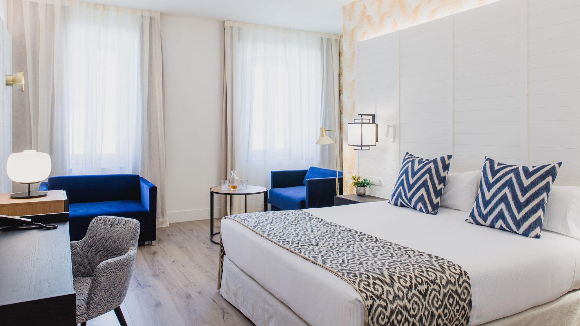 Hotel Molina Lario 4*