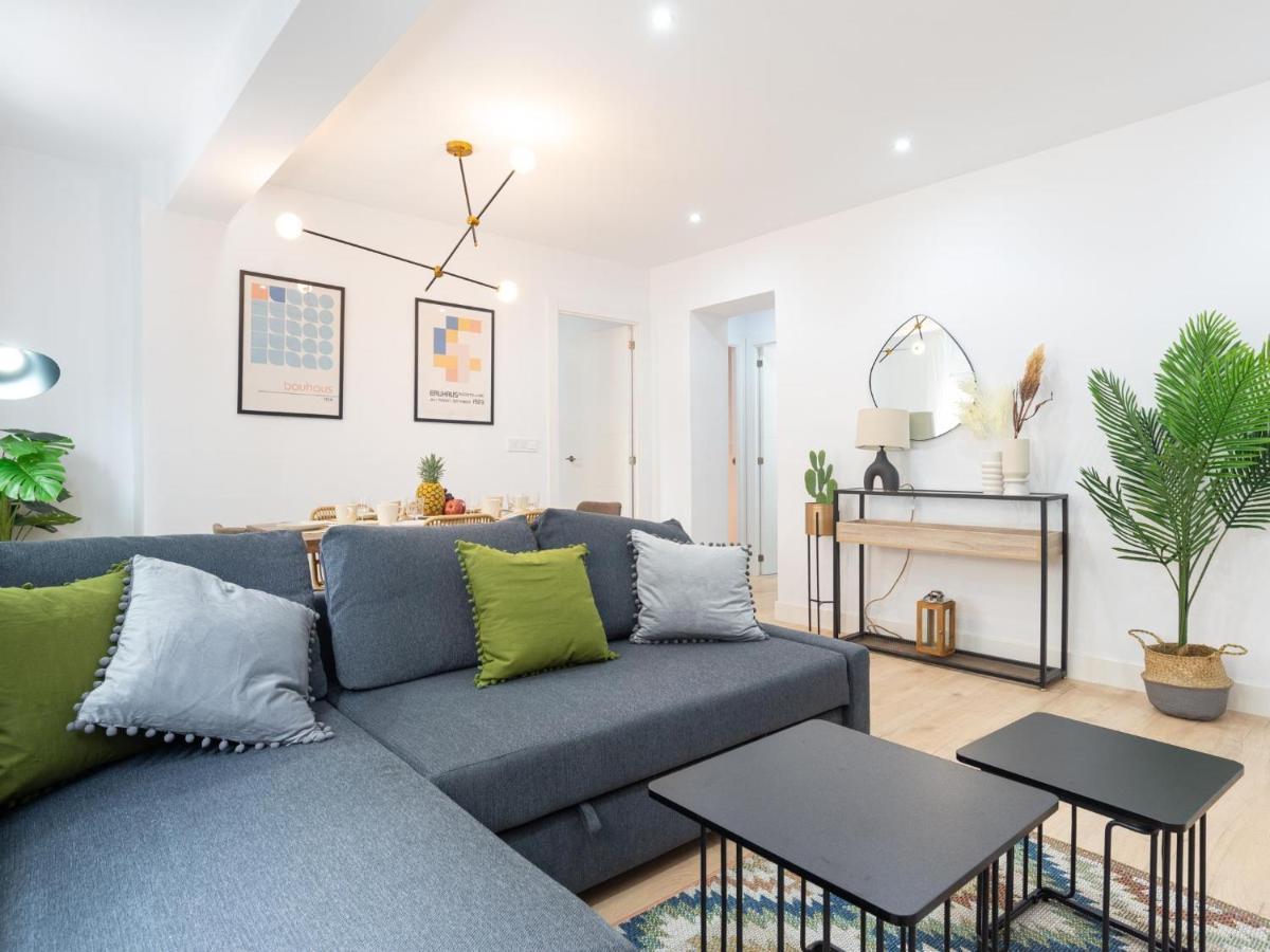 Gorgeous Renovated 2br Ac