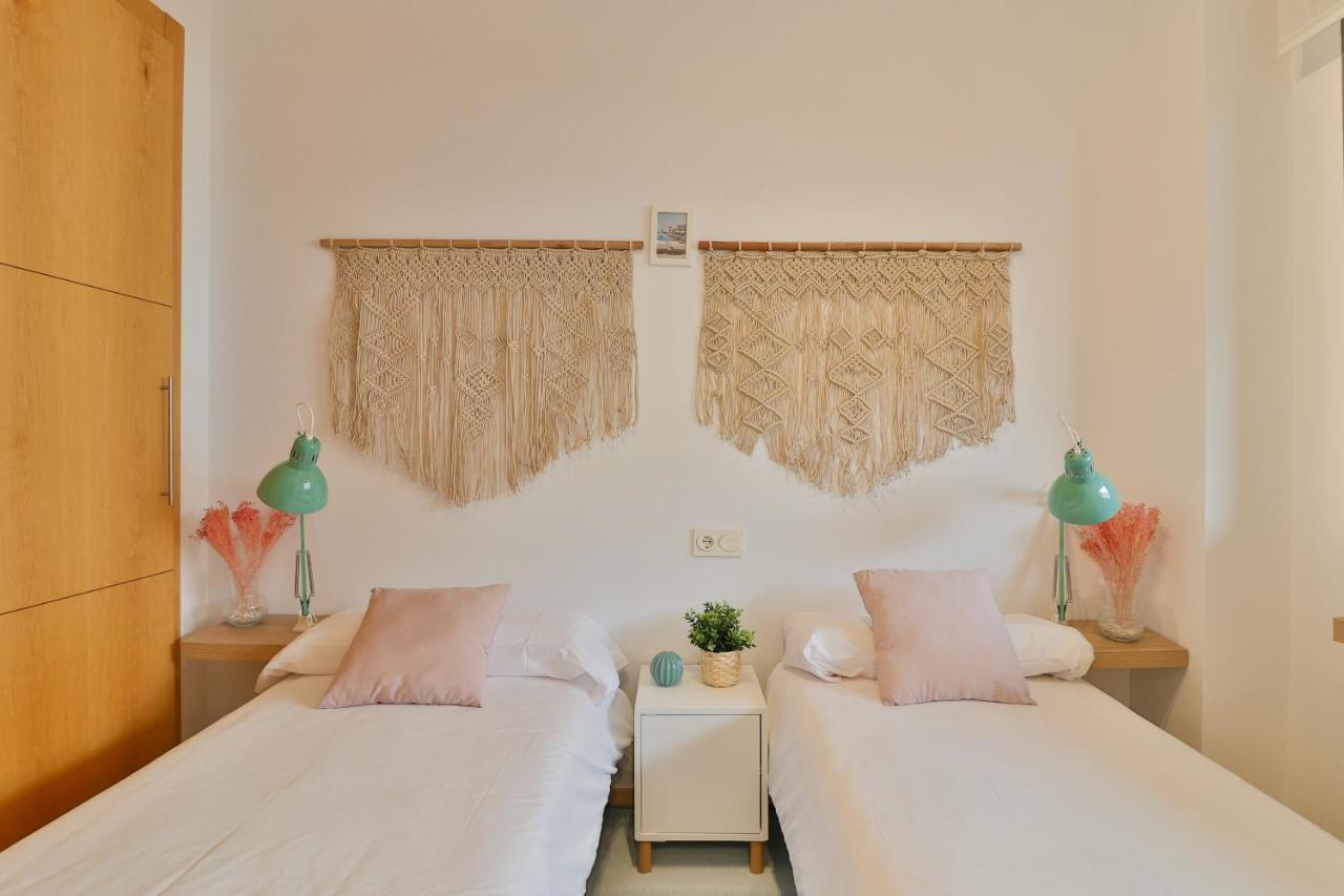 C13 Seaside With Pool&parking Apartamento