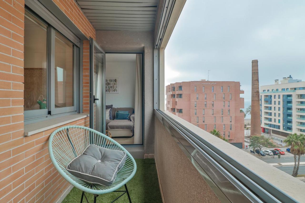 C13 Seaside With Pool And Parking Apartment Malaga