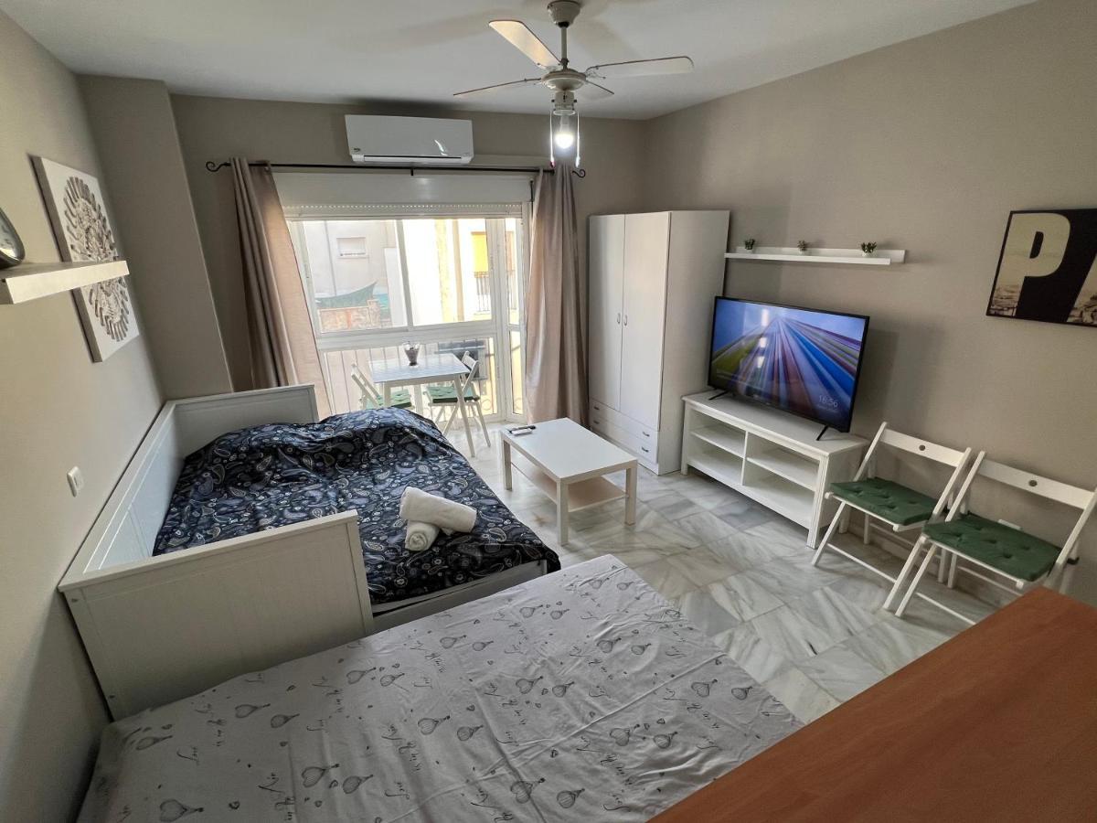 Apartamento Genuar Center 2 *