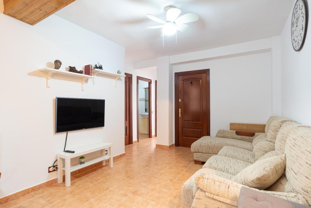 Sunny Harbor House Homestay