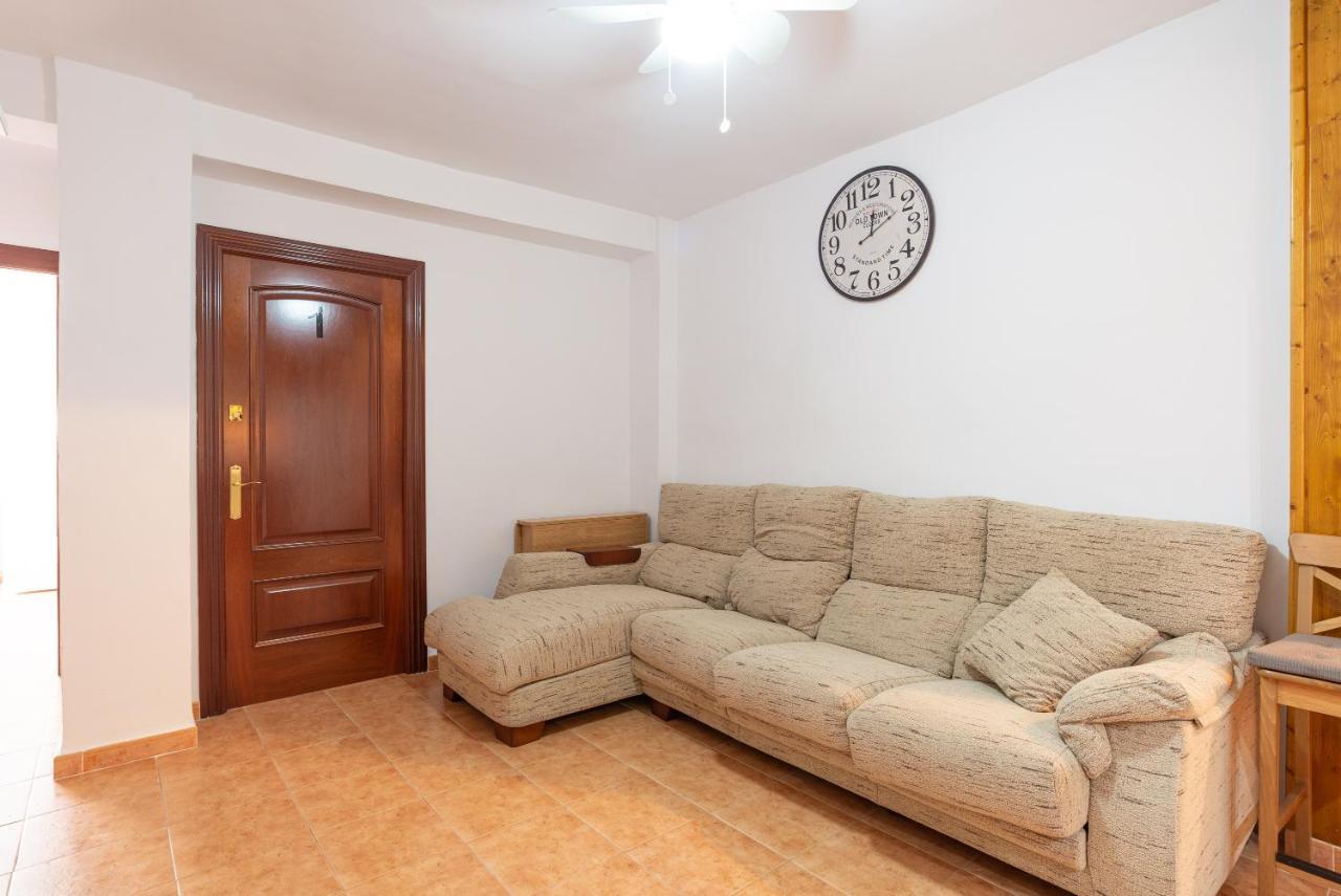 Sunny Harbor House Homestay *