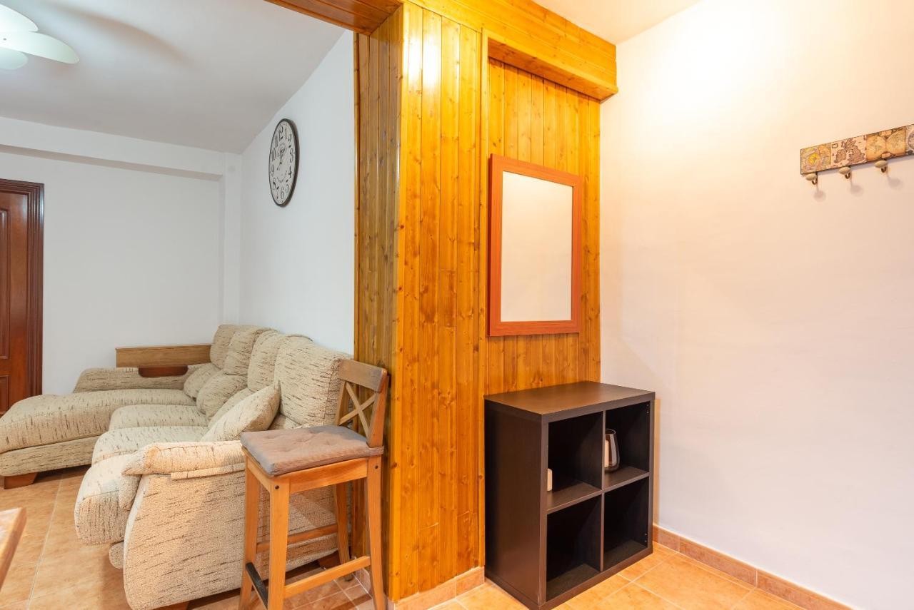 Sunny Harbor House Homestay