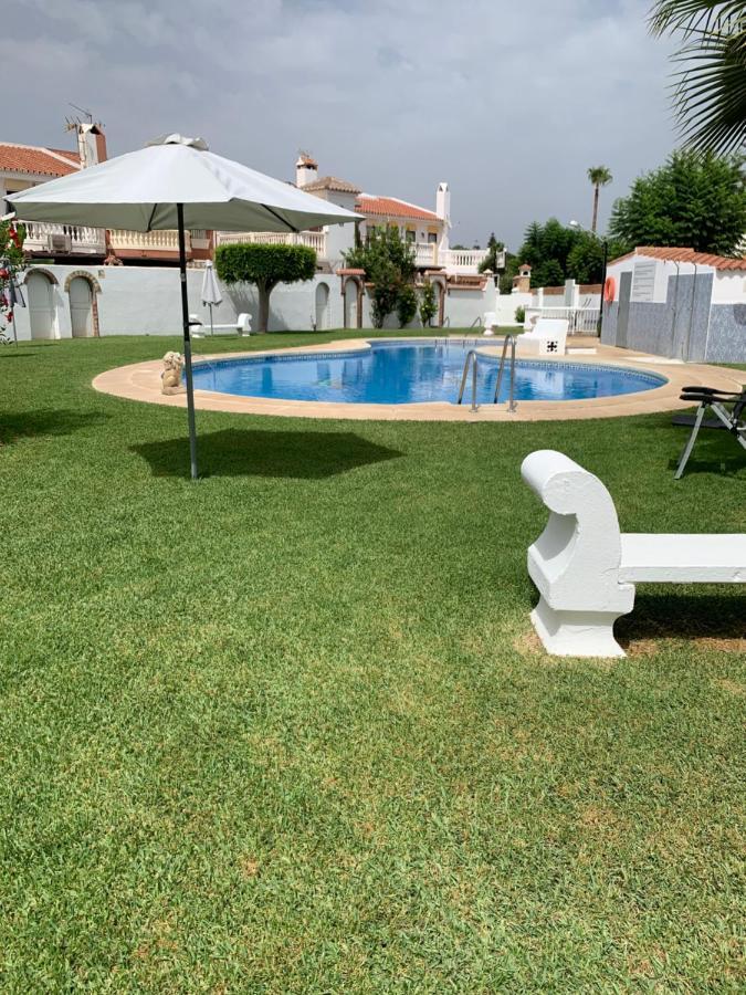 Chalet Adosado, 3 Сasa de vacaciones