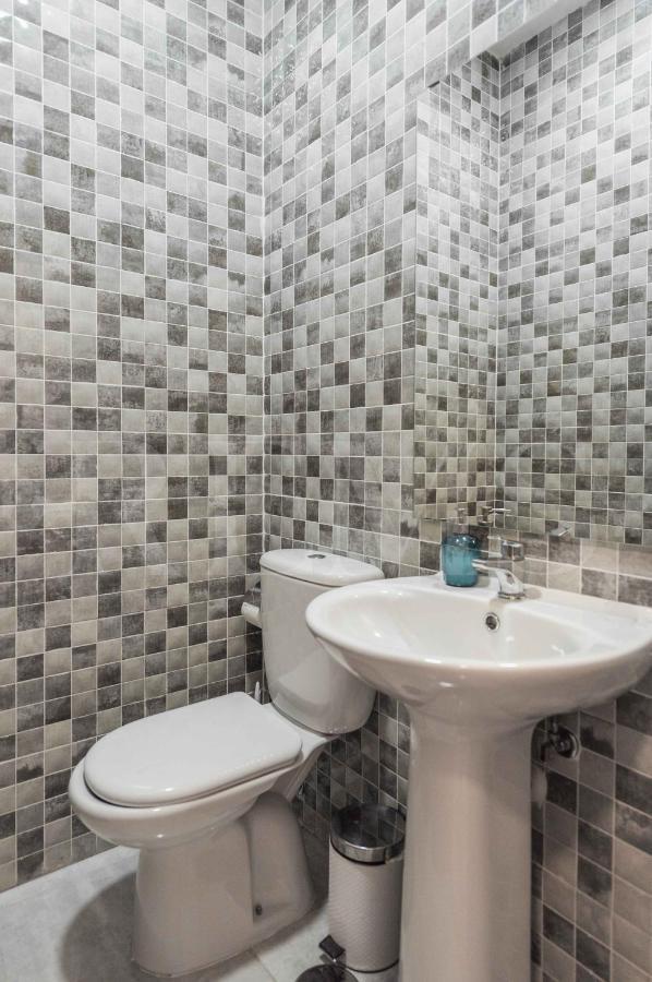 Apartamento 3br With Parking And Patio In The Center By Rems