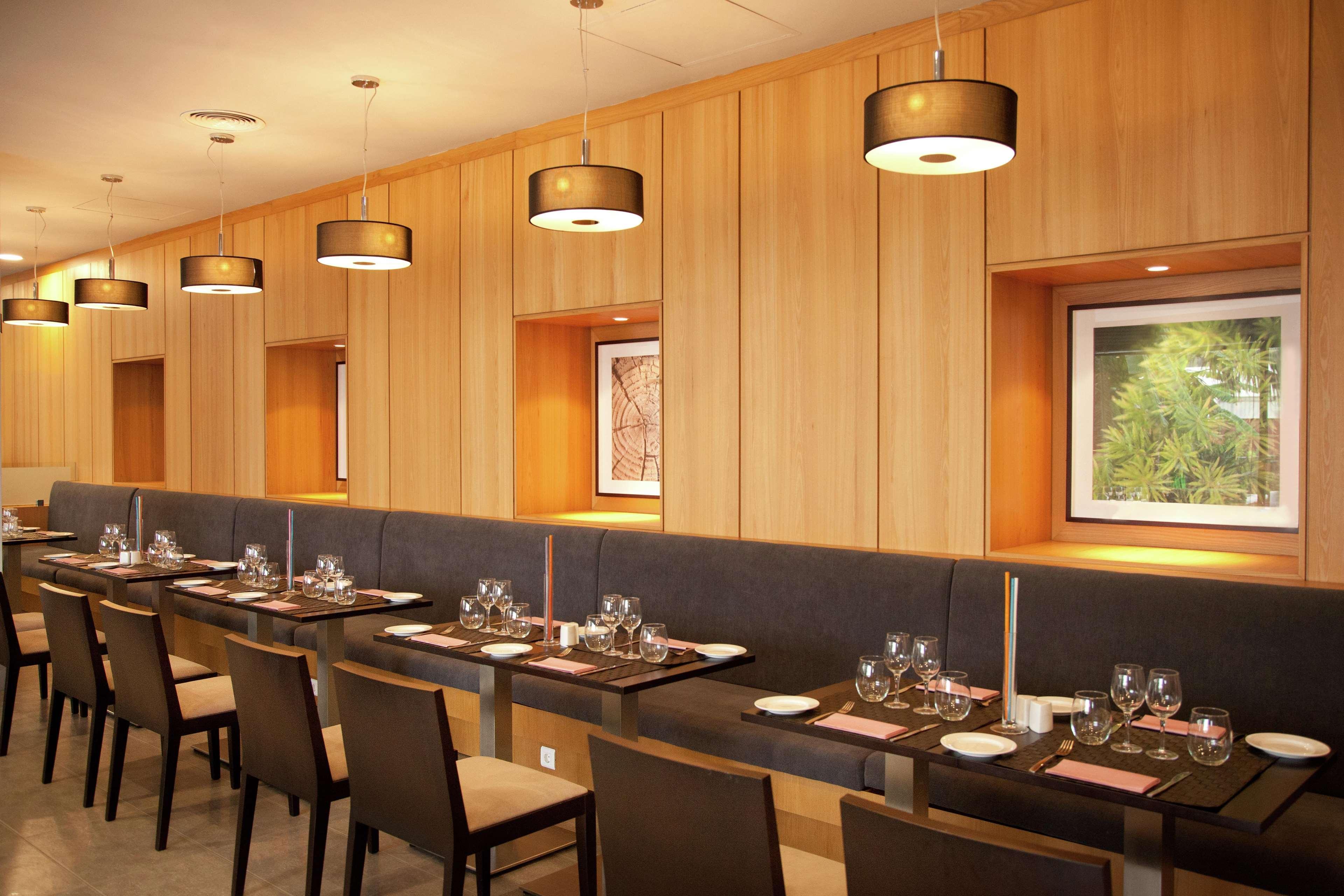 Hilton Garden Hotel 4*