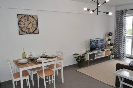 Apartamento At The -la Malagueta-free Parking- Málaga