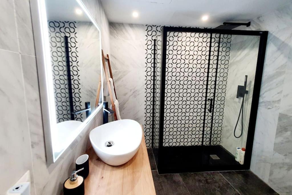 Apartamento Céntrico Y Espacioso Loft Parking Gratuito M Málaga