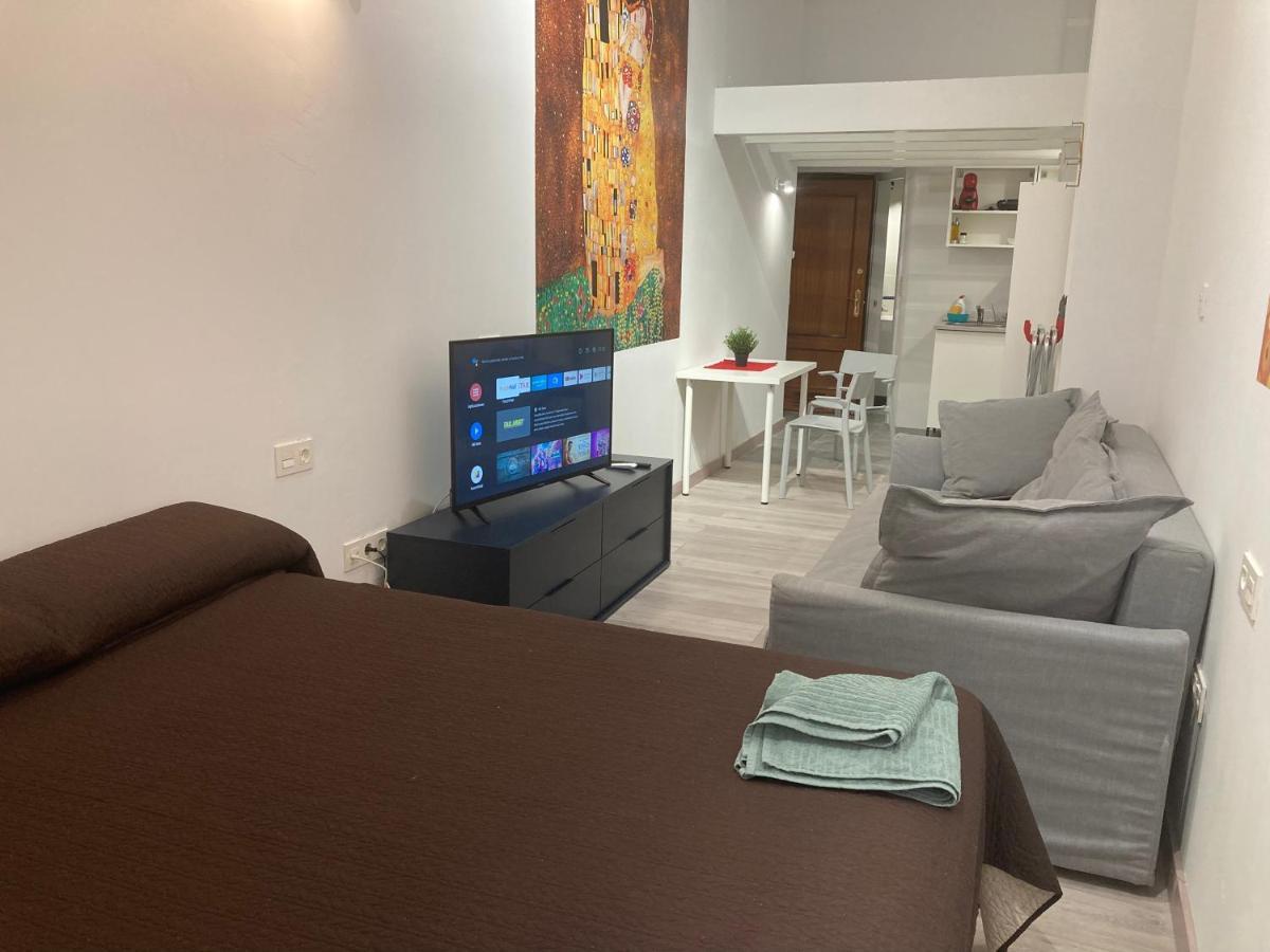 Golondrinas De Apartamento *