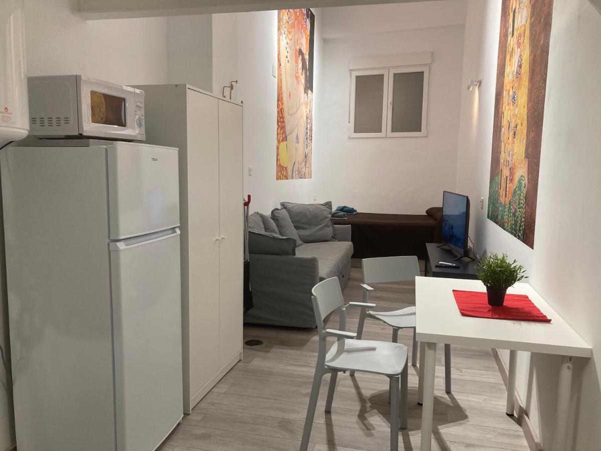 Golondrinas De Apartamento Málaga