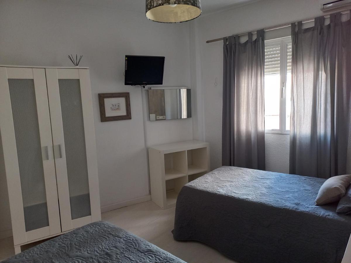 E&r Centro- Parking Gratis Apartment Malaga