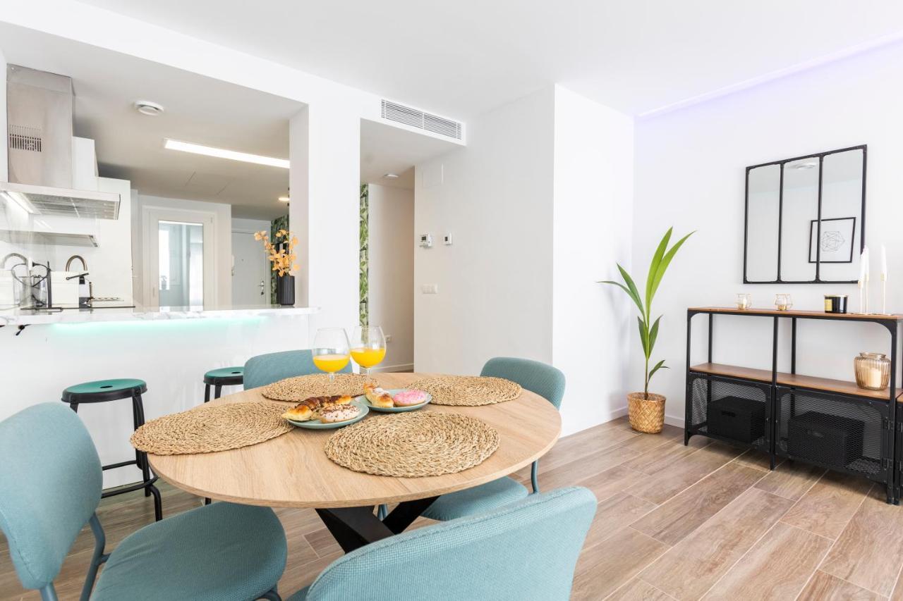 Fabuloso Nuevo Con Parking Y Piscina * Malaga