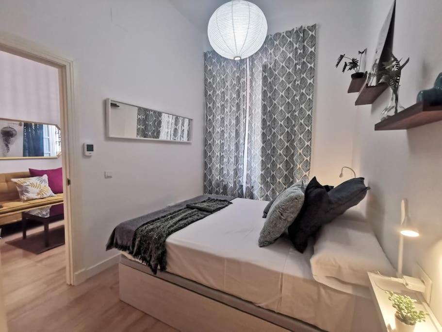 A 2 Minutos De Plaza La Merced, Apartamento Málaga