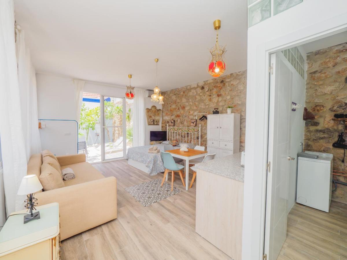 Apartamento Solarium Del Montecillo Complex And Apartamentosmalagamanagement