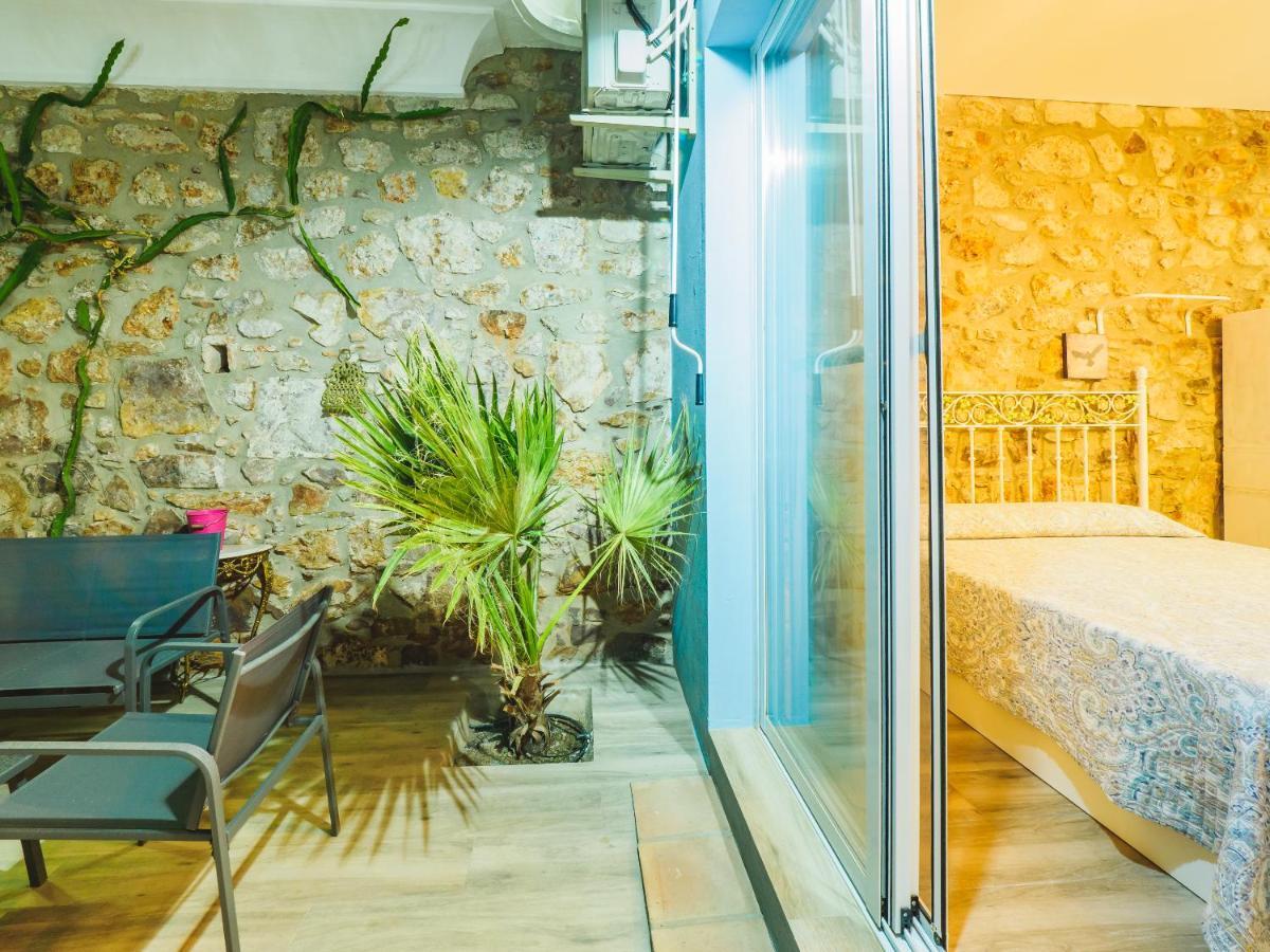 Solarium Del Montecillo Complex And Apartamentosmalagamanagement *