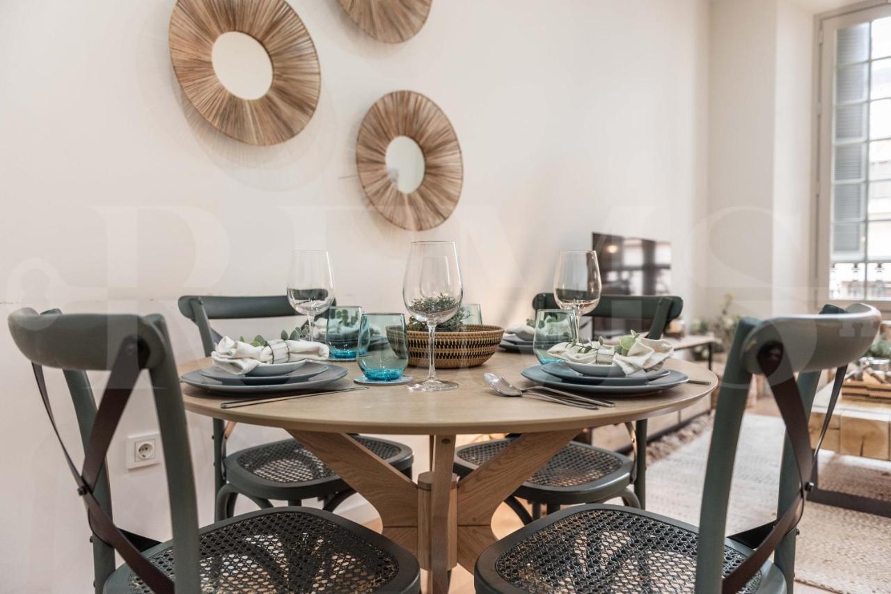 Dreamy Mediterranean With Parking - Center By Rems