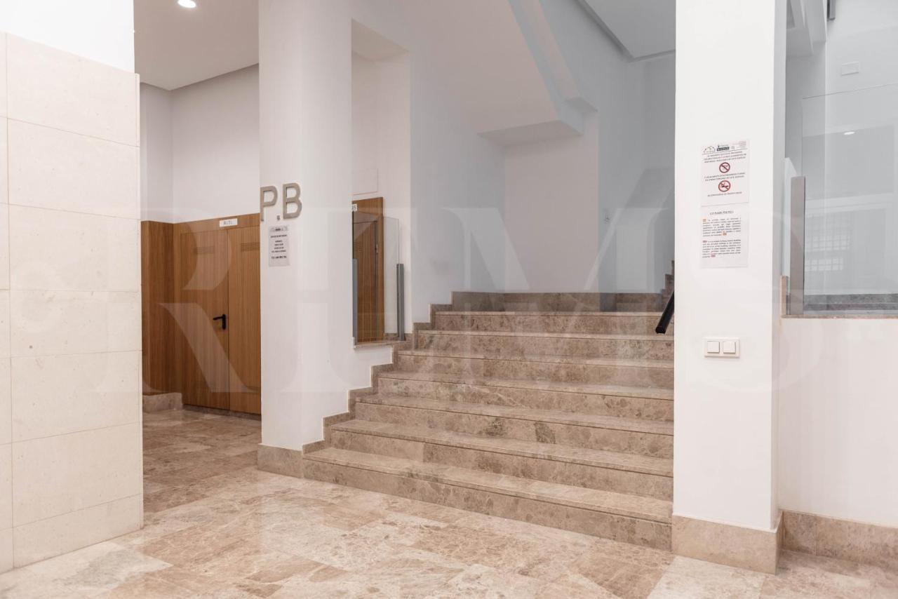 Apartment Dreamy Mediterranean With Parking - Center By Rems