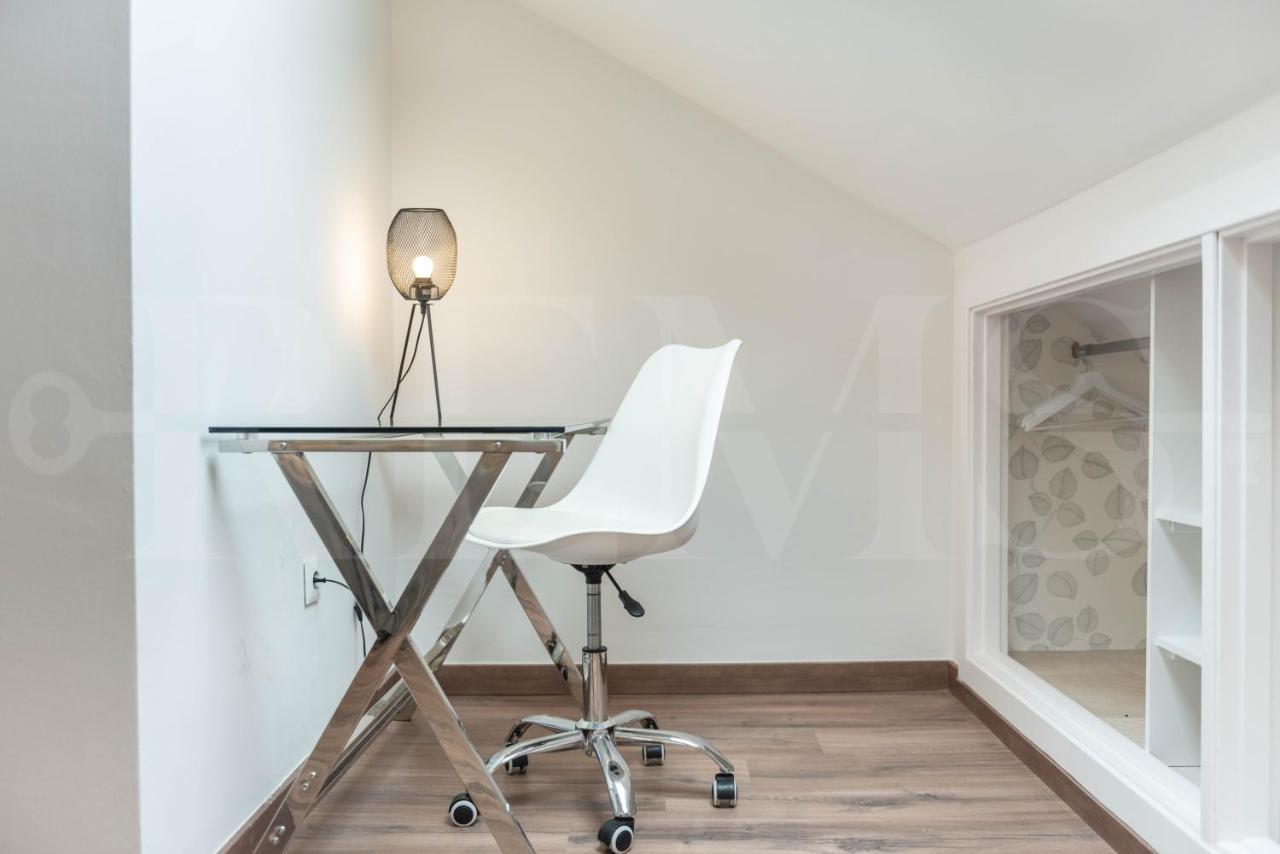 Apartamento Lovely Duplex With Private Parking Near Center By Rems