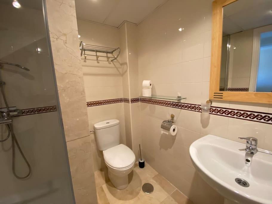 Luxury Large 2 Bedroom Frontline Golf Apartamento Málaga