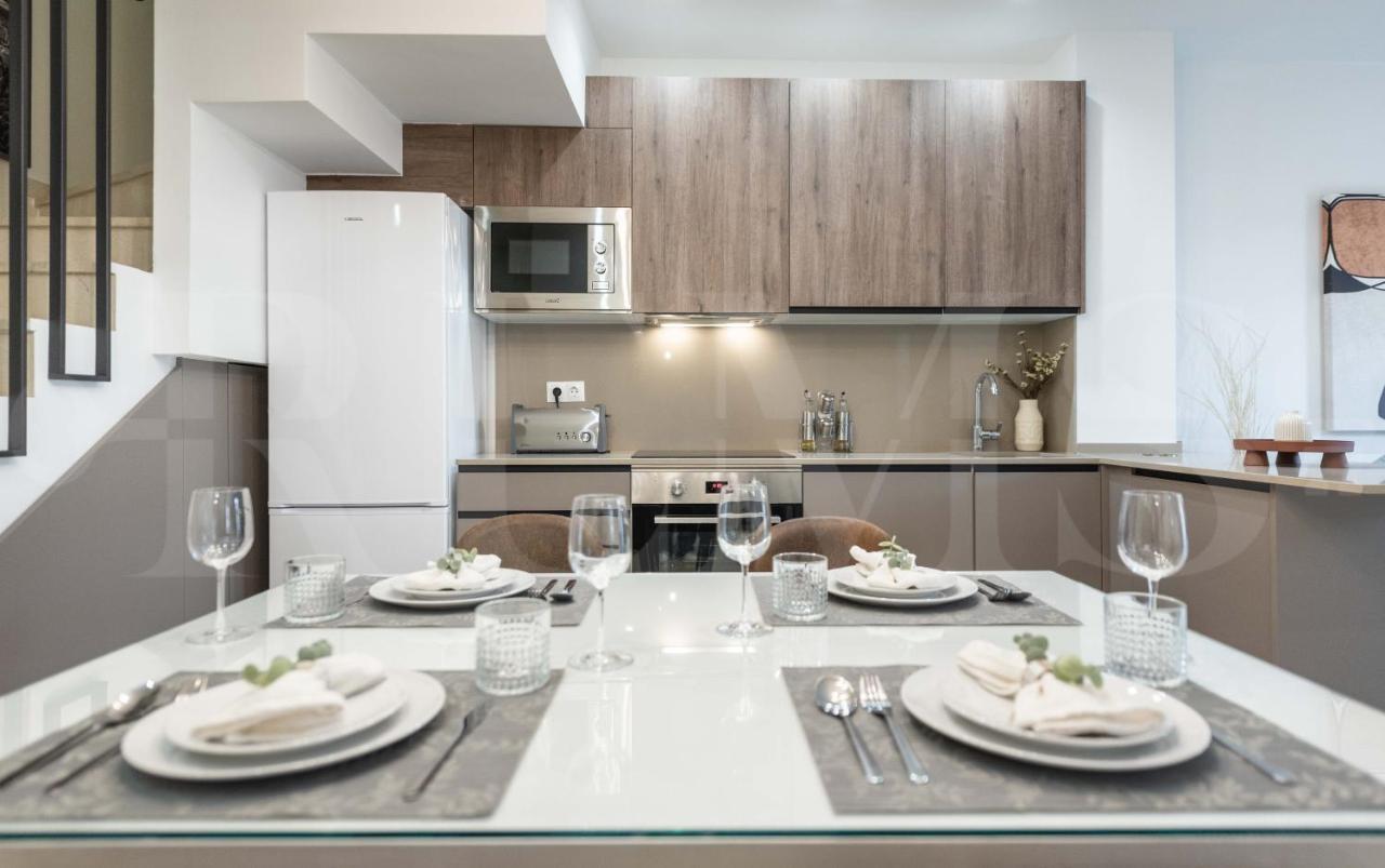 Apartamento Lovely Duplex With Private Parking Near Center By Rems