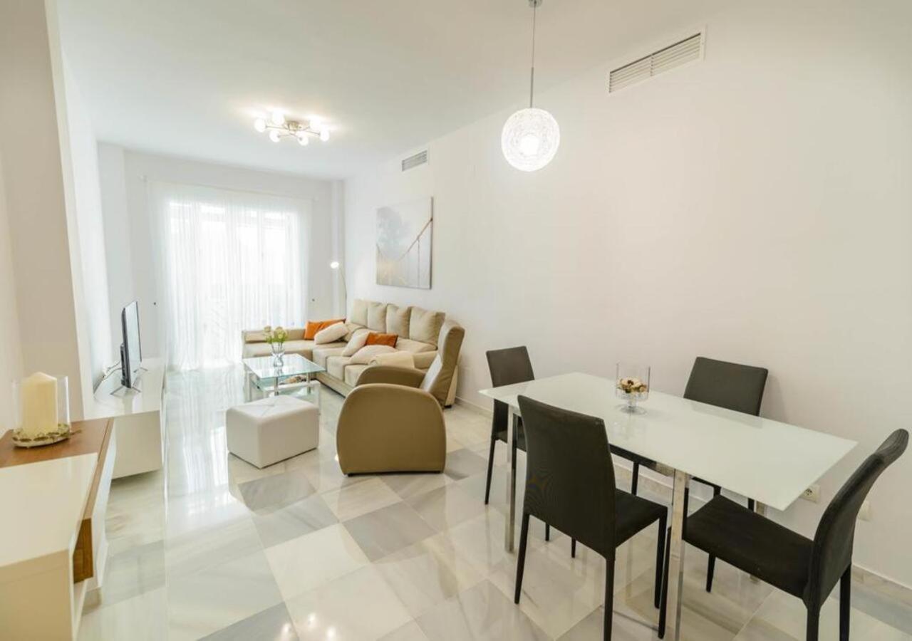 Picasso - Art District Experience Apartamento *