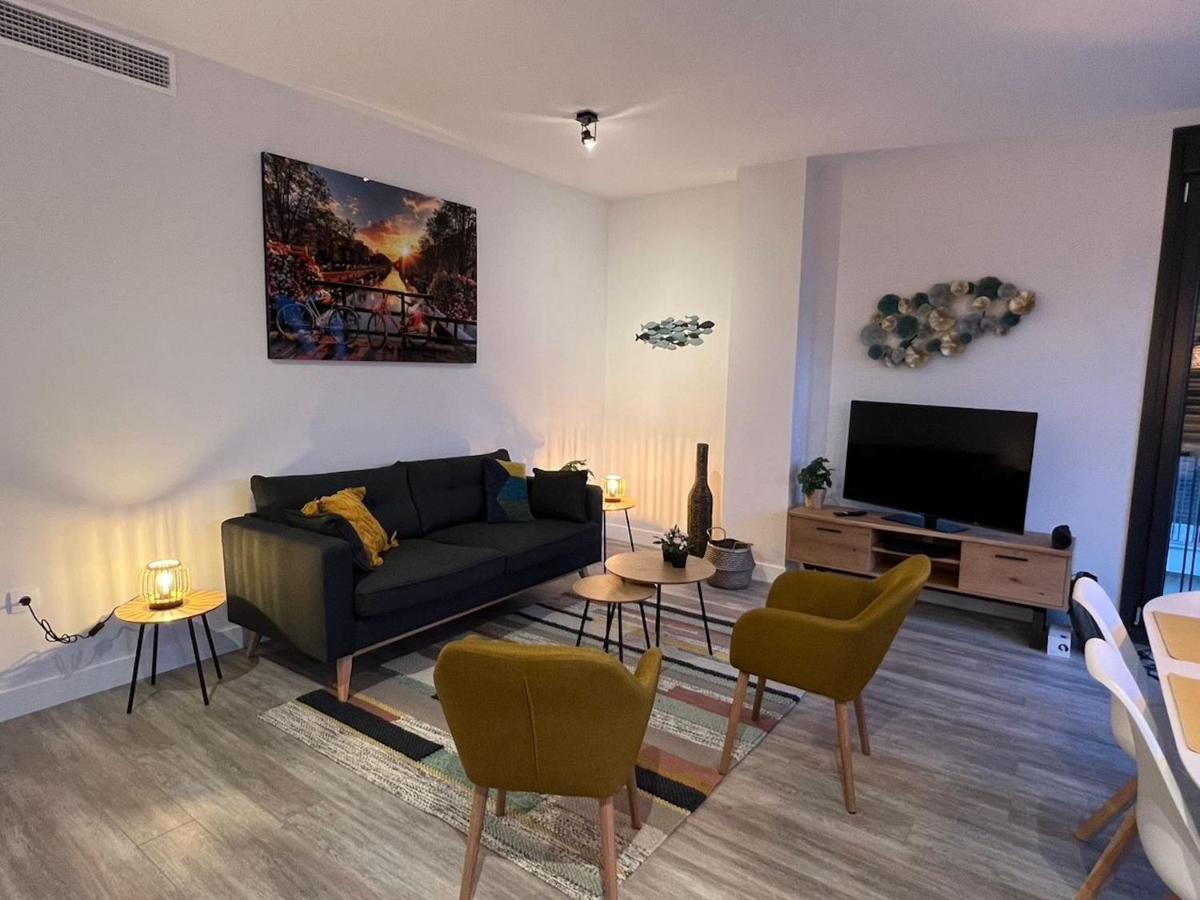 Apartment Holidays2malaga Alta Downtown Pool Paddle And Parking New Building Malaga