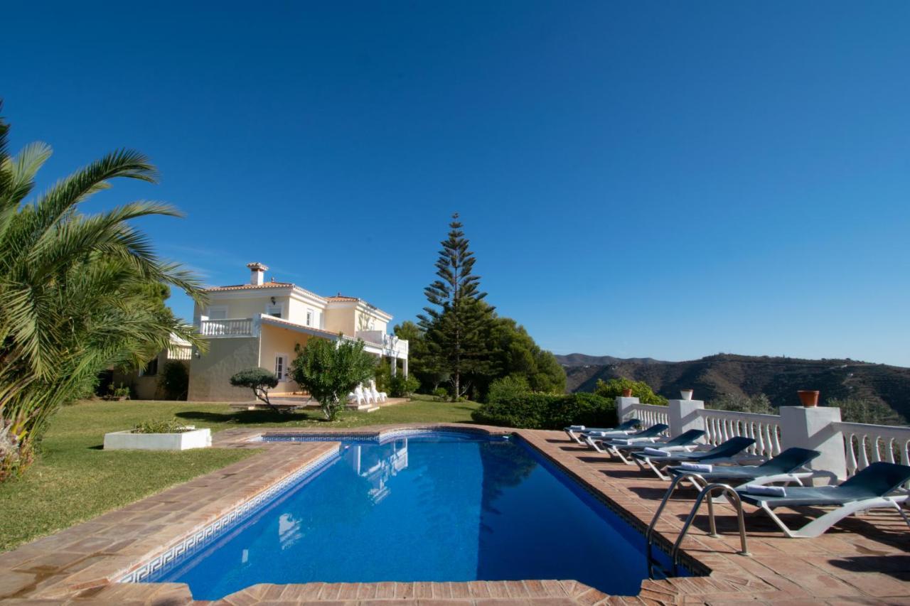 Gran Con Vistas Al Mar Y Piscina Privada * Malaga