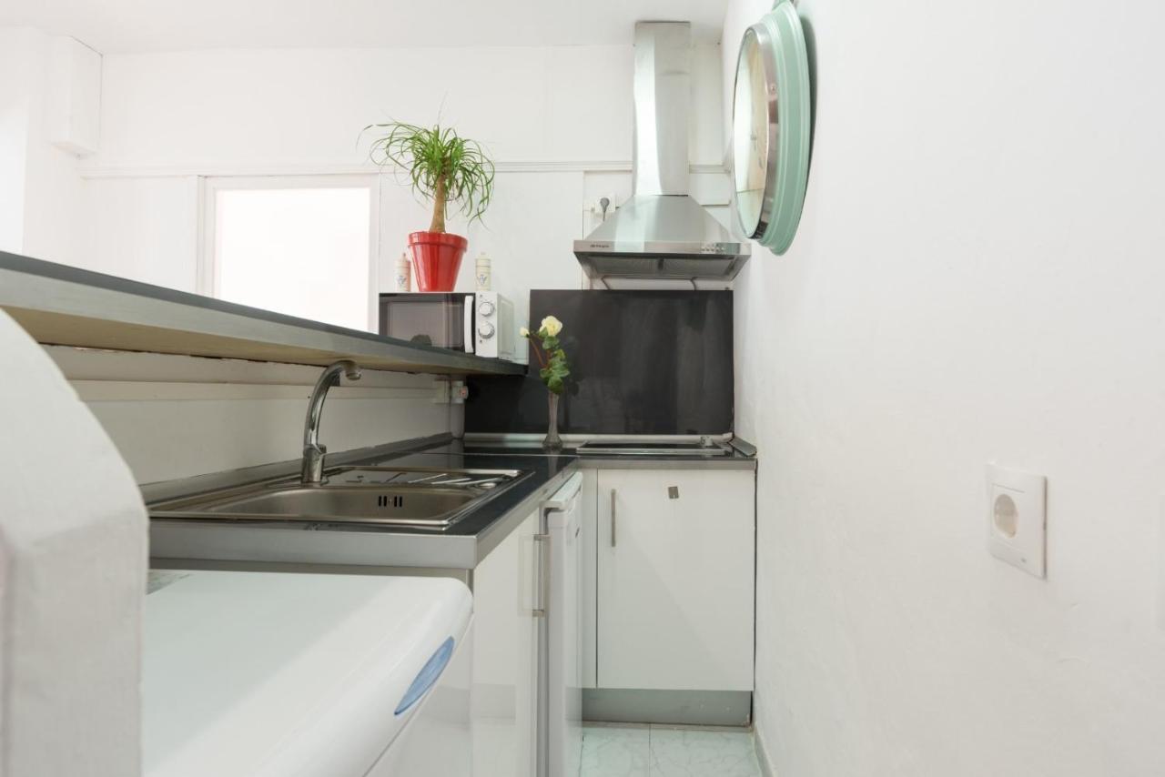 Bright Beachfront Apartamento
