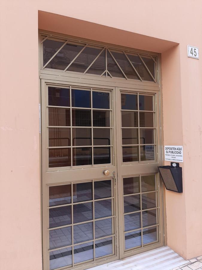Apartament Héroes De Sostoa Málaga