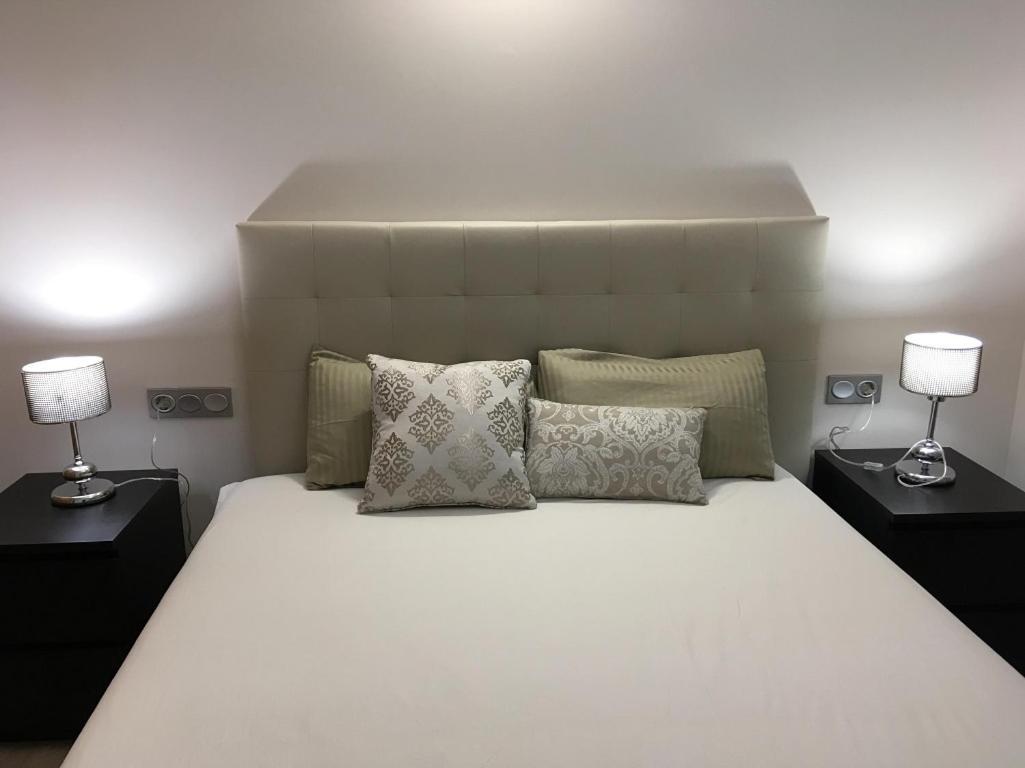 Piso Frente Al Mar Primera Linea De Playa En Con Parking Gratuito Apartamento