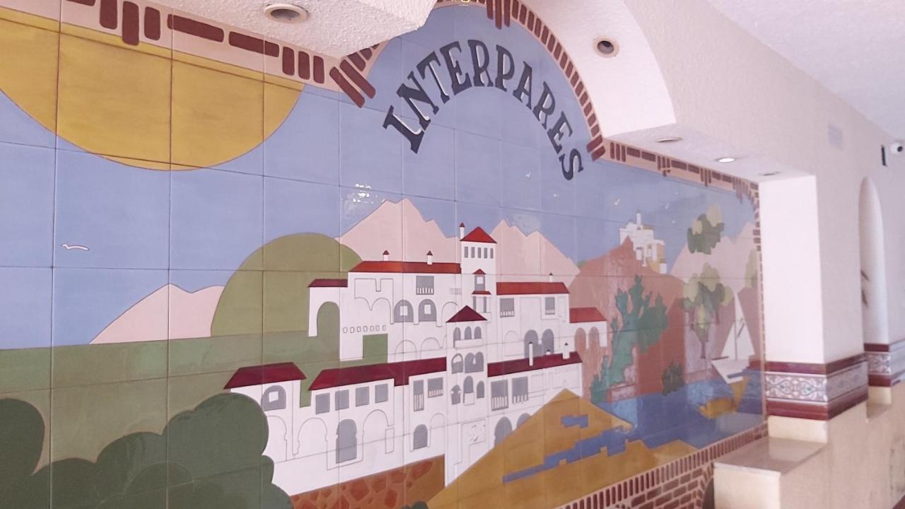Del Parque Flats Interpares Swimmingpool Apartment Malaga