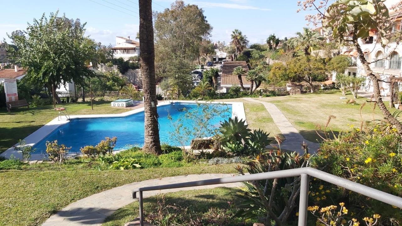 Del Parque Flats Interpares Swimmingpool Malaga