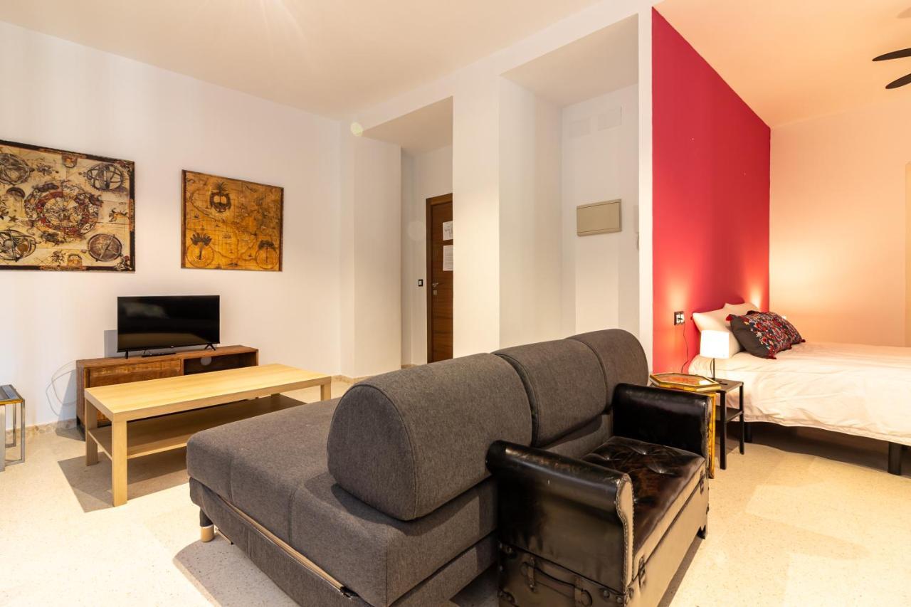 Saenz Gallery By Bossh! Malaga