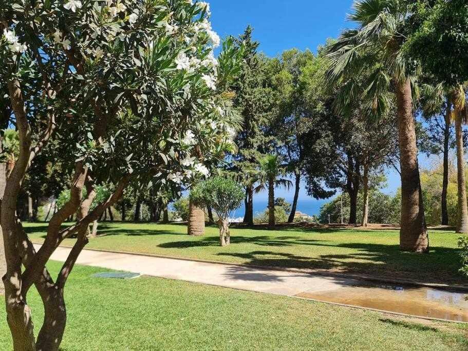 Estudio Con Hermosas Vistas Málaga