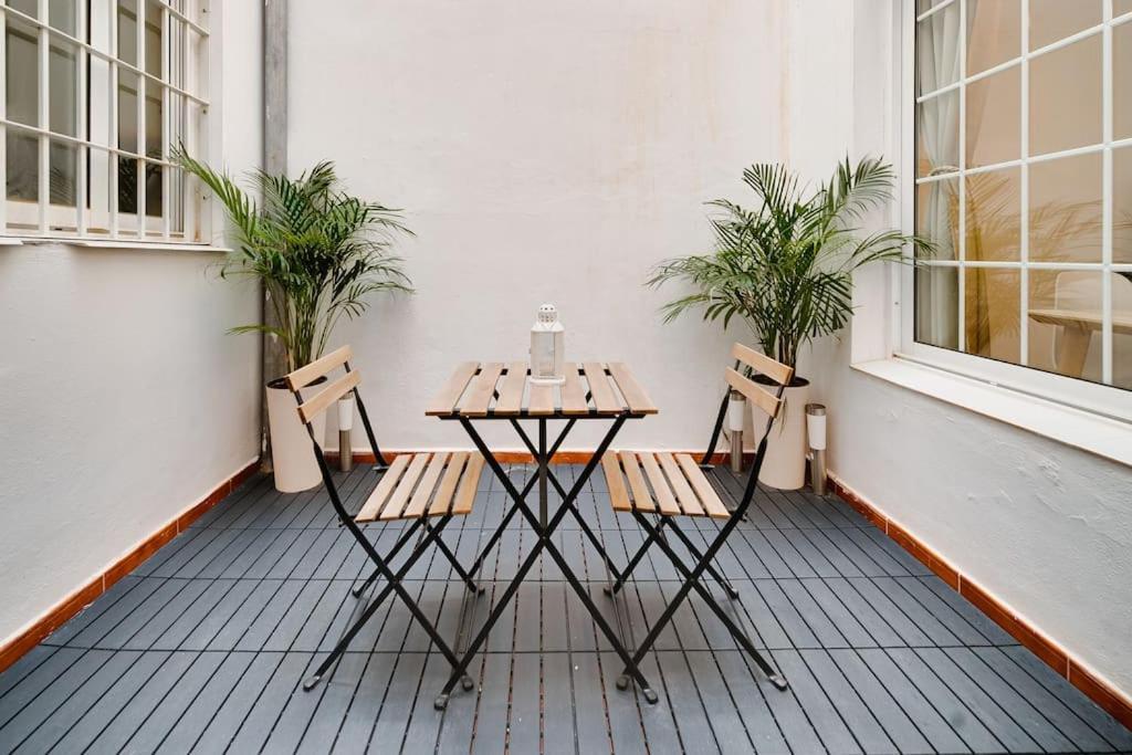 Encantador Con Patio Apartment *