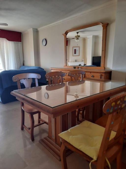 Cozy Nearly Sea,tennis,bars And Other Apartamento *