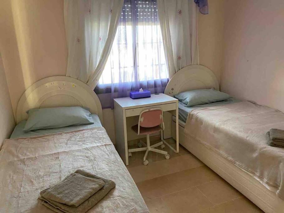 Apartamento Cozy Nearly Sea,tennis,bars And Other